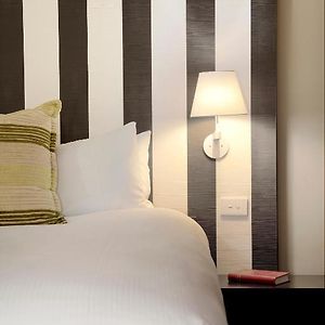 Heritage Room Queen Bed Includes Historic Werribee Mansion Tour